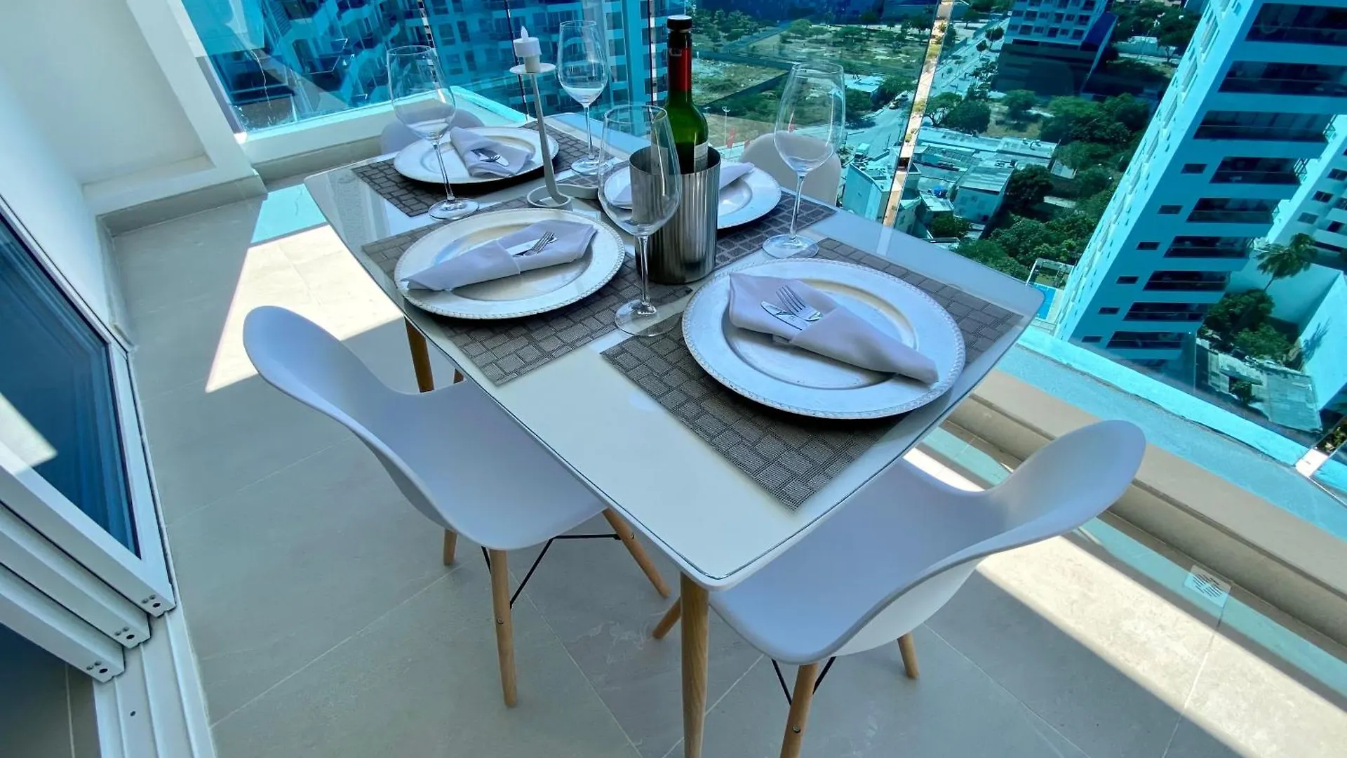 Apartamentos SOHO - Reserva del Mar Santa Marta  Colombia