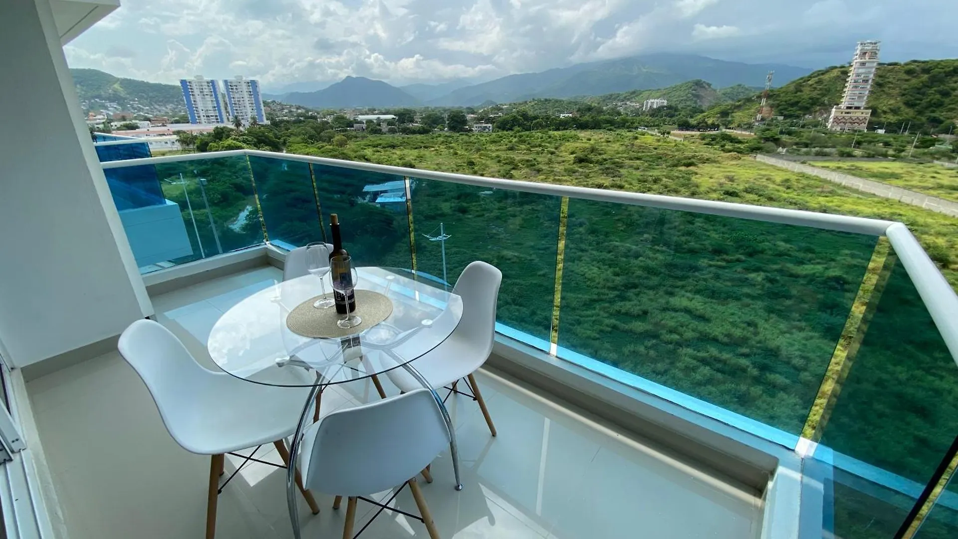 Apartamentos SOHO - Reserva del Mar Santa Marta
