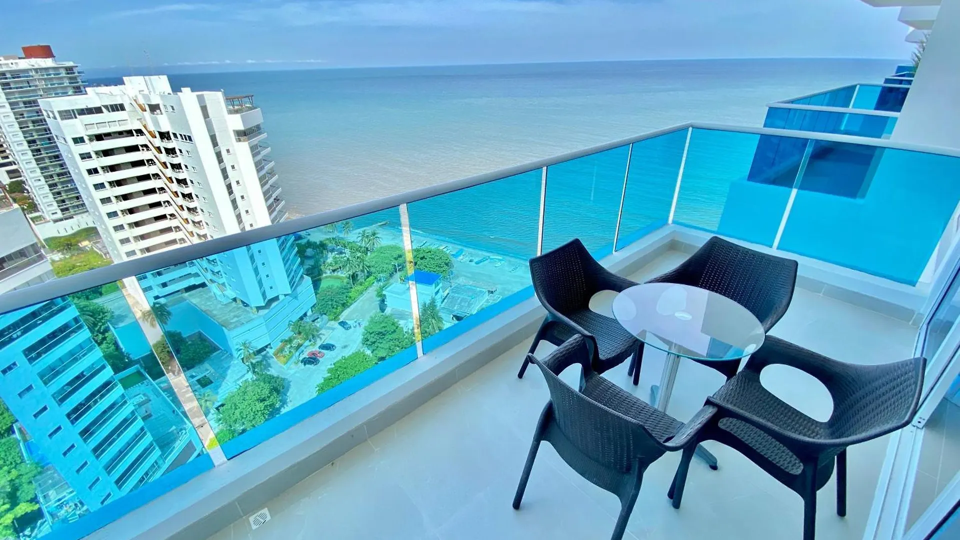 Apartamentos SOHO - Reserva del Mar Santa Marta  Colombia